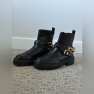 Antigua chunky ankle boots with chain detail in black